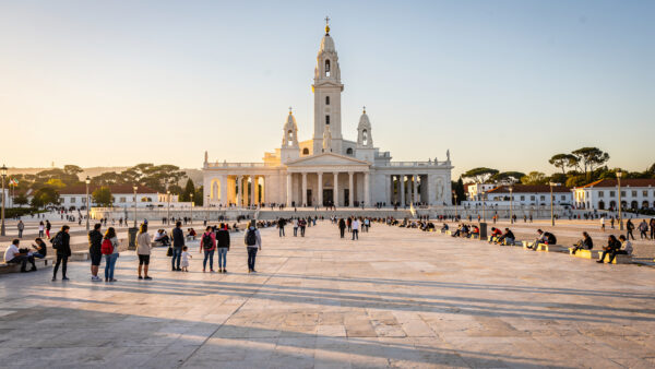 Santuario de Fátima, centro de Portugal — TourExperto